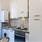 Roman Holiday Apartment